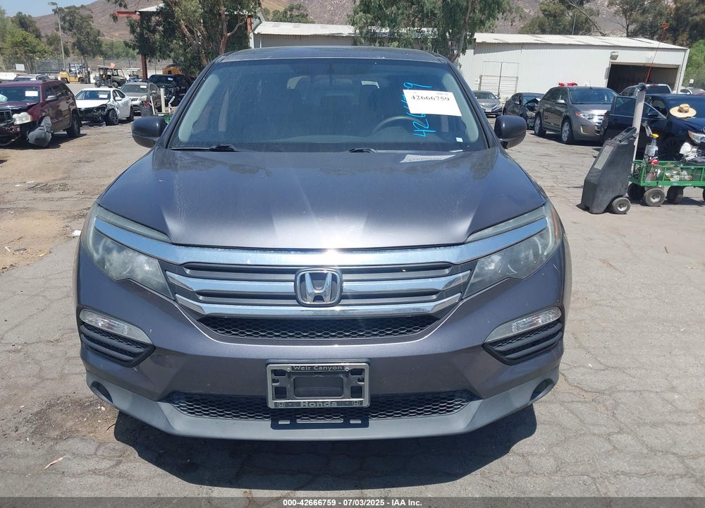2017 HONDA PILOT VIN: 5FNYF5H19HB032115