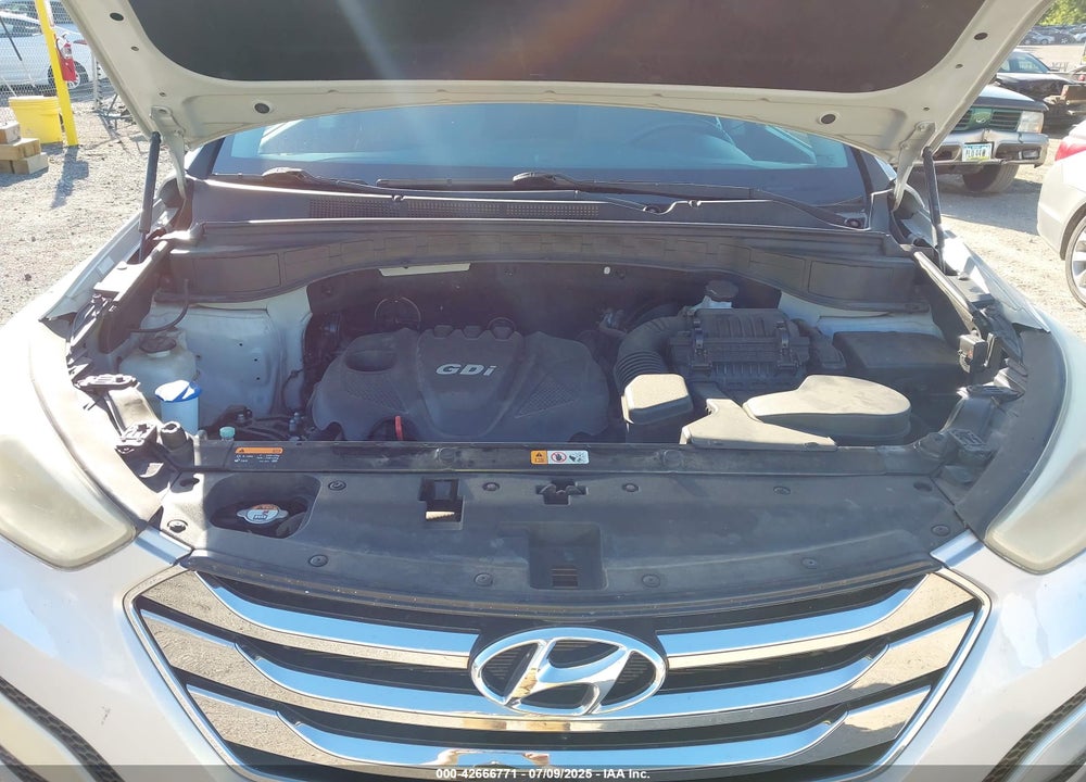 2013 HYUNDAI SANTA FE VIN: 5XYZU3LB6DG001101