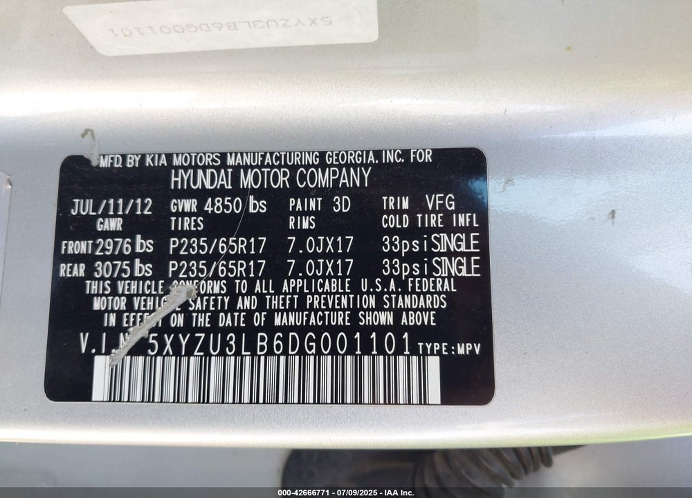 2013 HYUNDAI SANTA FE VIN: 5XYZU3LB6DG001101