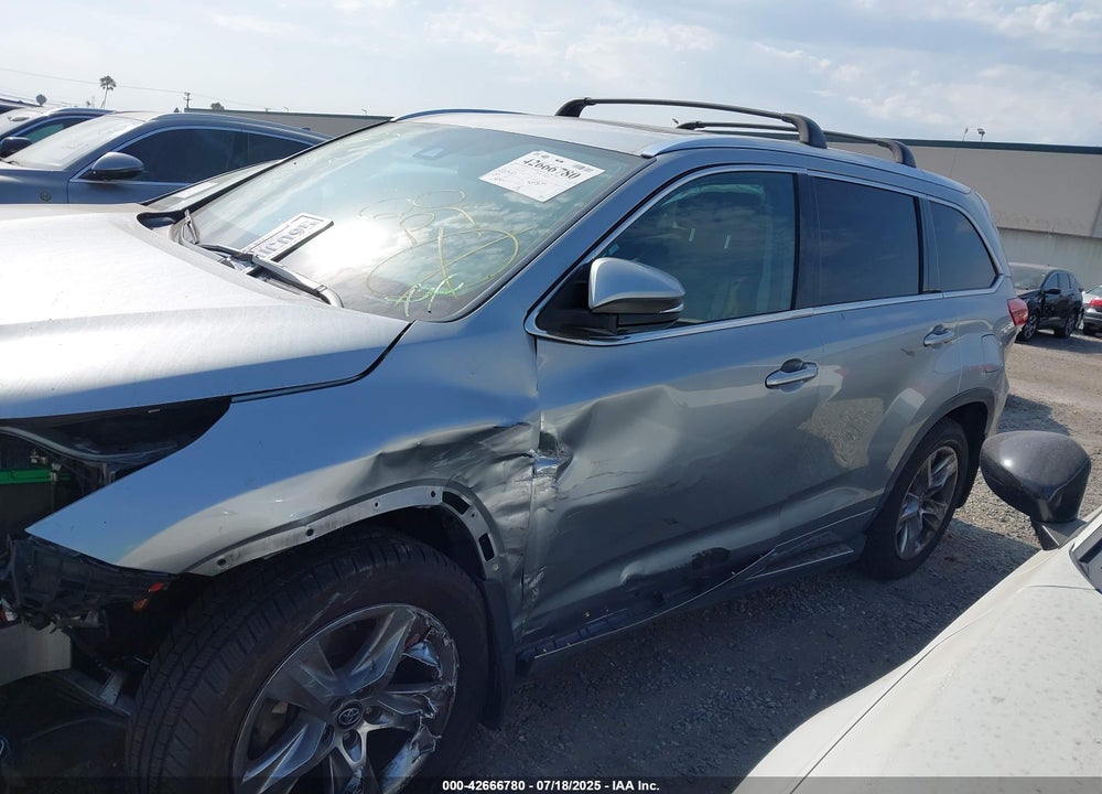 2017 TOYOTA HIGHLANDER LIMITED VIN: 5TDYZRFH4HS210037