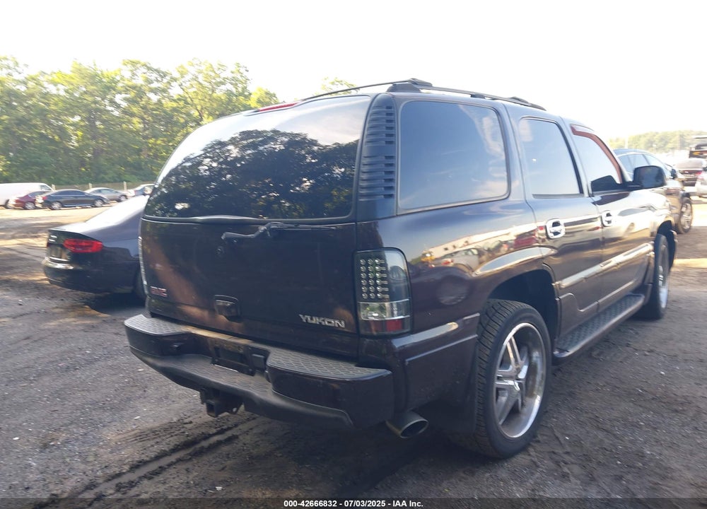 2004 GMC YUKON DENALI VIN: 1GKEK63U14J221189