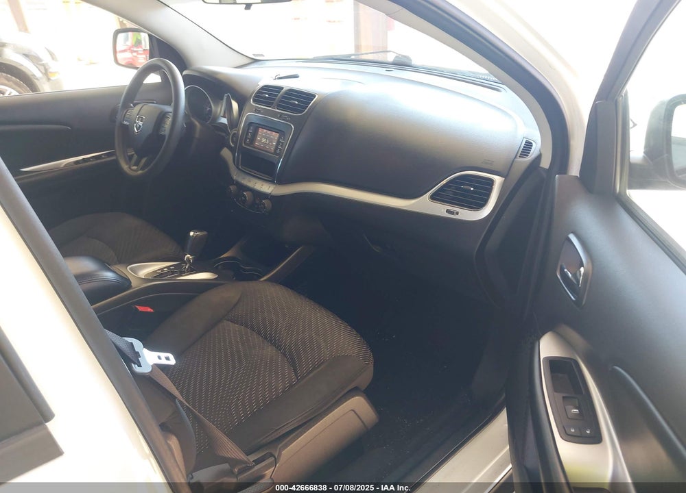 2015 DODGE JOURNEY VIN: 3C4PDCBG6FT674048