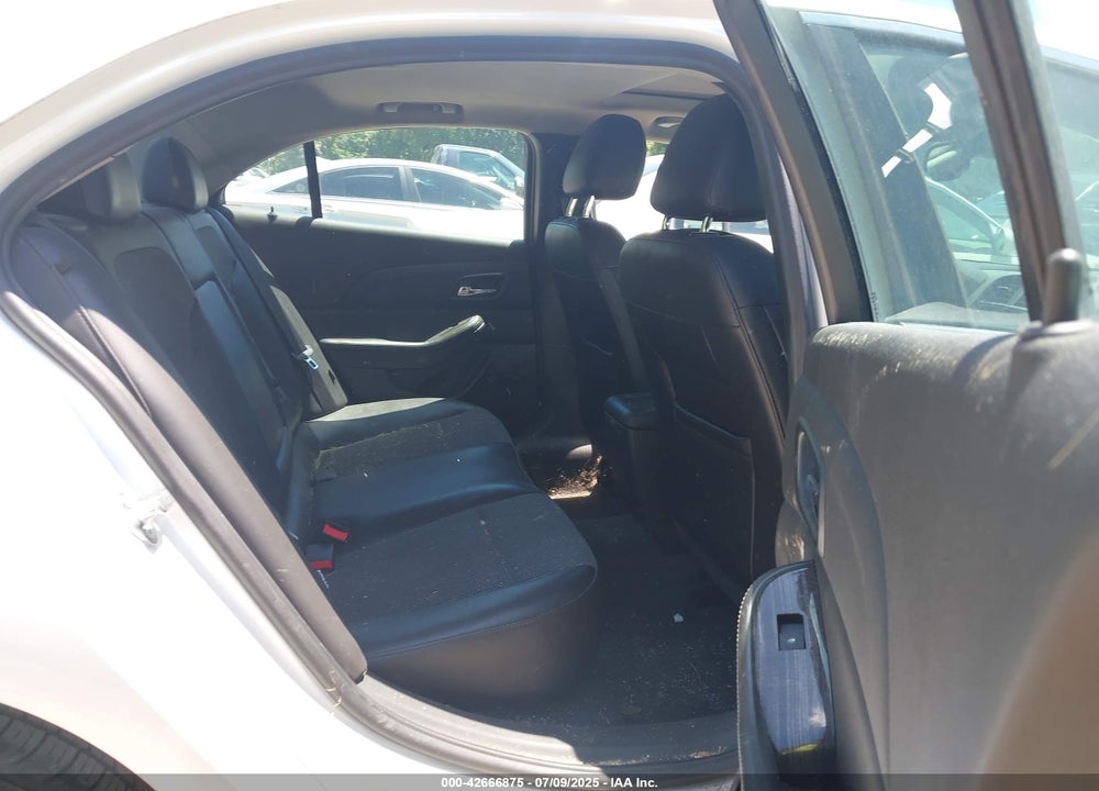 2015 CHEVROLET MALIBU VIN: 1G11C5SL3FU152591