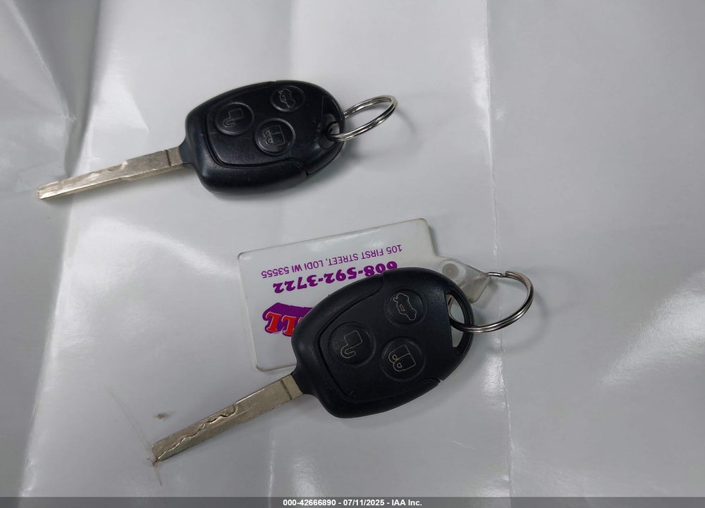 2011 FORD FIESTA VIN: 3FADP4BJXBM200979