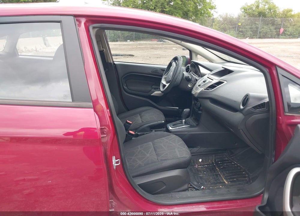 2011 FORD FIESTA VIN: 3FADP4BJXBM200979