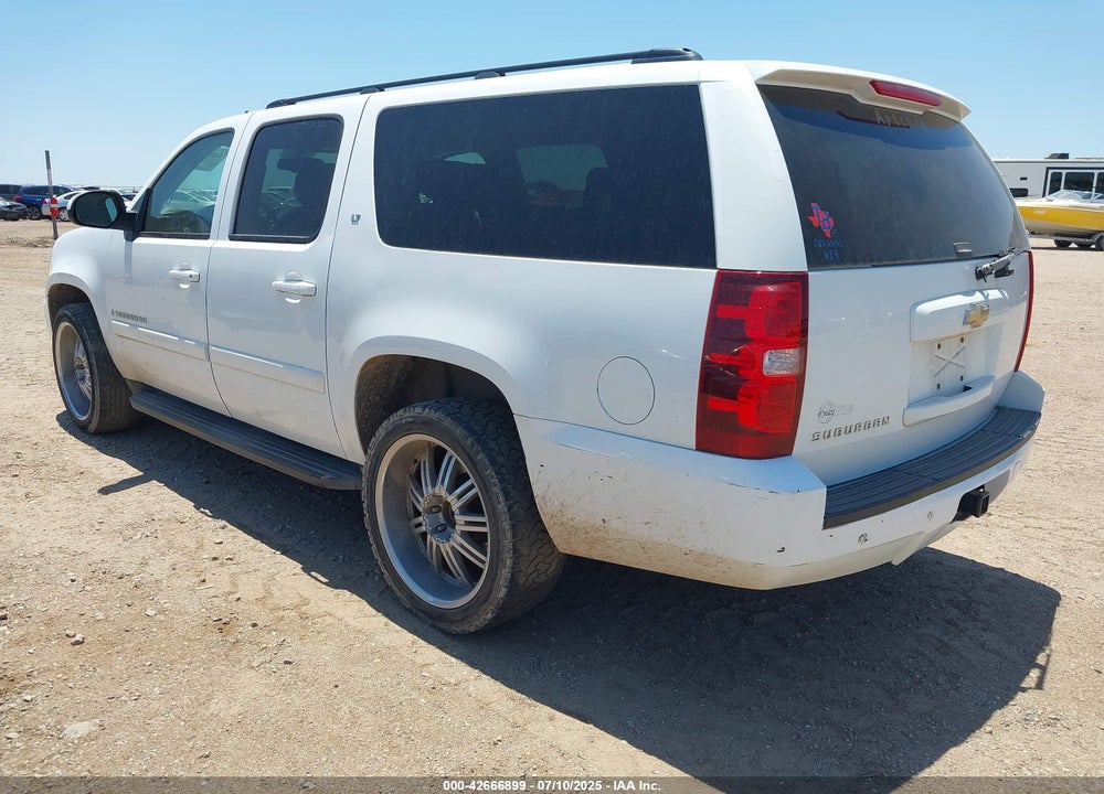 2008 CHEVROLET SUBURBAN 1500 VIN: 1GNFC16J18J212846