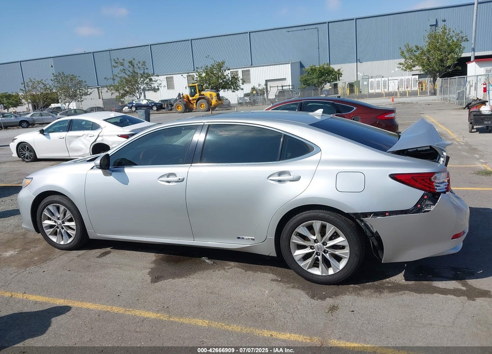 2013 LEXUS ES300H VIN: JTHBW1GG1D2020962