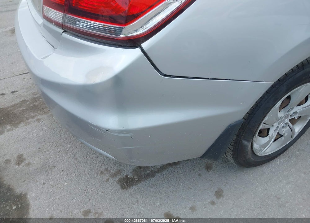 2015 HONDA CIVIC VIN: 19XFB2F5XFE007881
