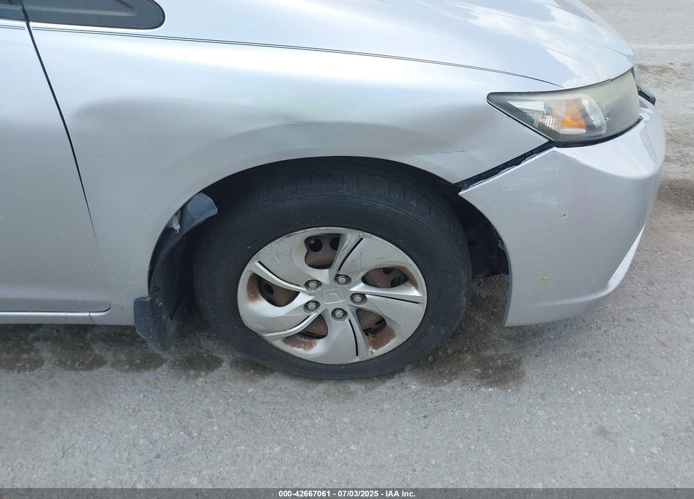 2015 HONDA CIVIC VIN: 19XFB2F5XFE007881