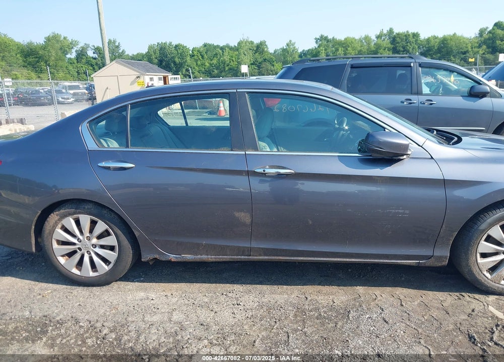 2013 HONDA ACCORD EX-L VIN: 1HGCR2F89DA035102
