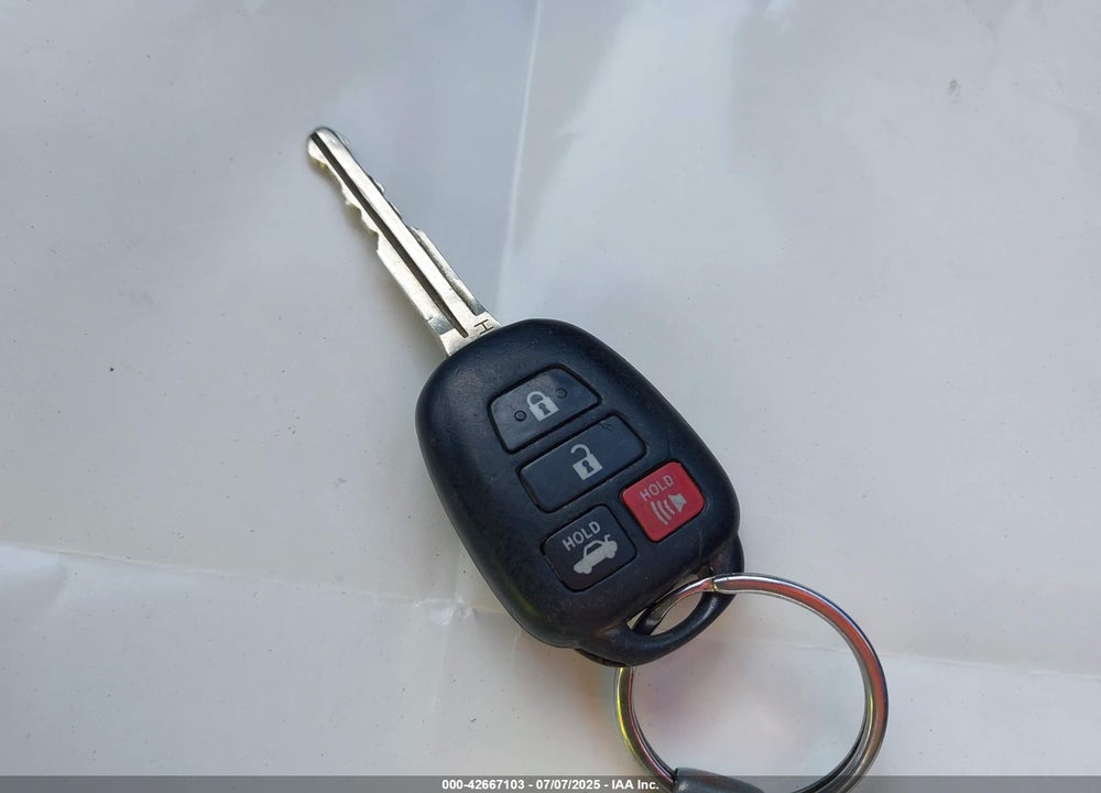 2015 TOYOTA COROLLA VIN: 5YFBURHE8FP231681