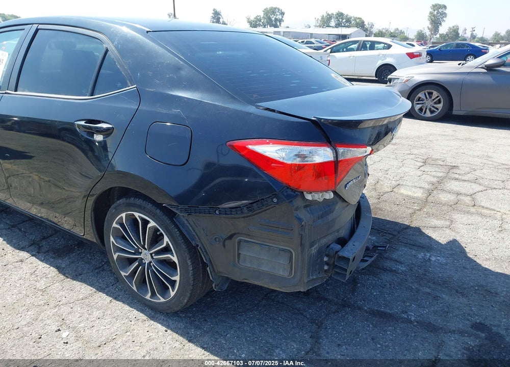 2015 TOYOTA COROLLA VIN: 5YFBURHE8FP231681
