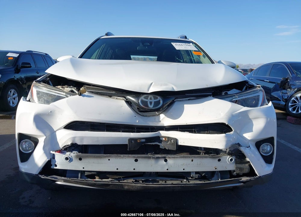 2017 TOYOTA RAV4 VIN: JTMRFREV9HJ107357