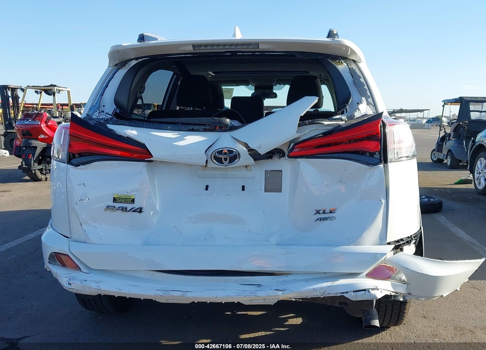 2017 TOYOTA RAV4 VIN: JTMRFREV9HJ107357
