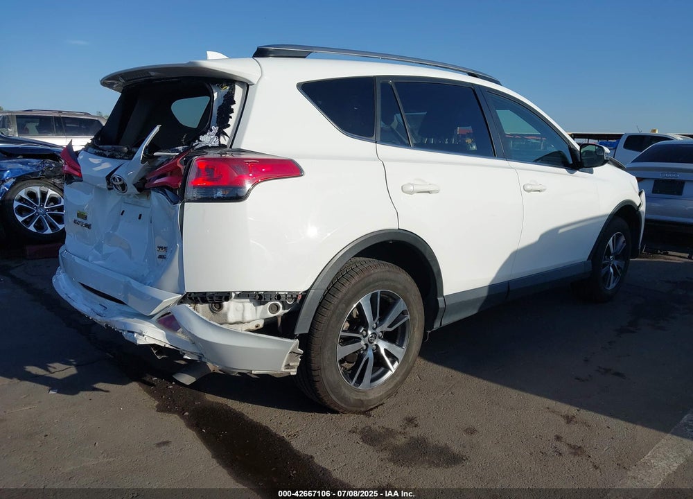 2017 TOYOTA RAV4 VIN: JTMRFREV9HJ107357
