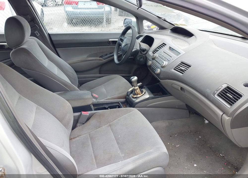2008 HONDA CIVIC VIN: 2HGFA15538H321413