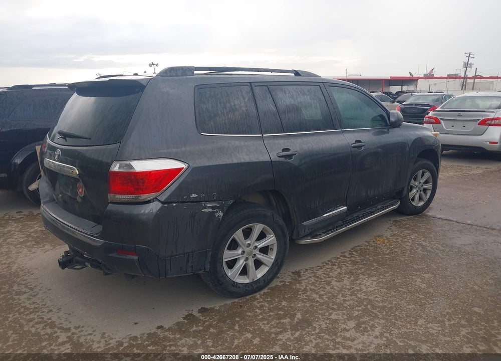 2013 TOYOTA HIGHLANDER VIN: 5TDZK3EH2DS133329