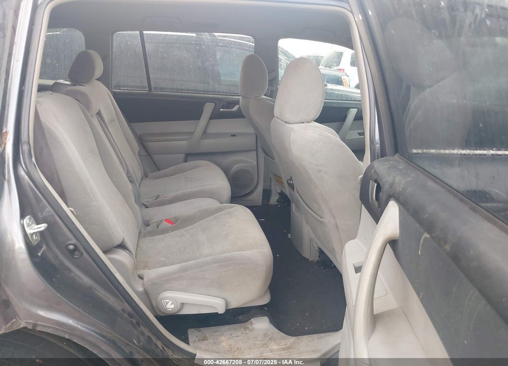 2013 TOYOTA HIGHLANDER VIN: 5TDZK3EH2DS133329