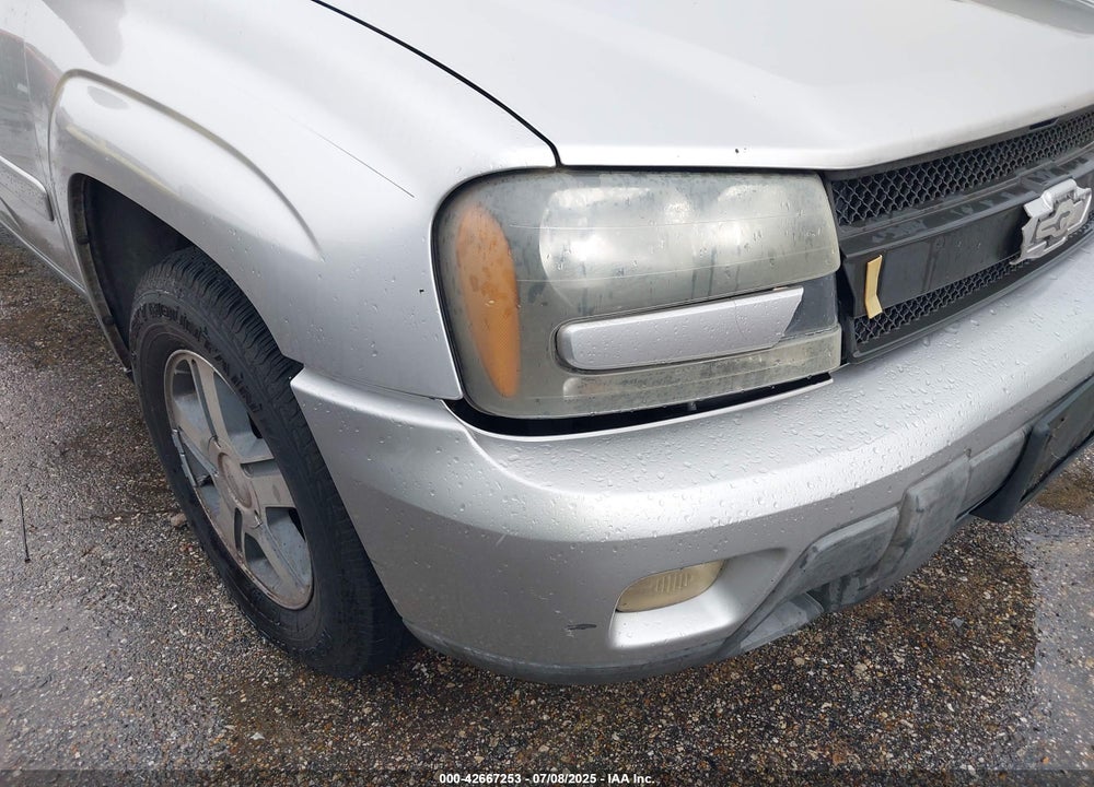 2005 CHEVROLET TRAILBLAZER EXT LT VIN: 1GNES16S556108494