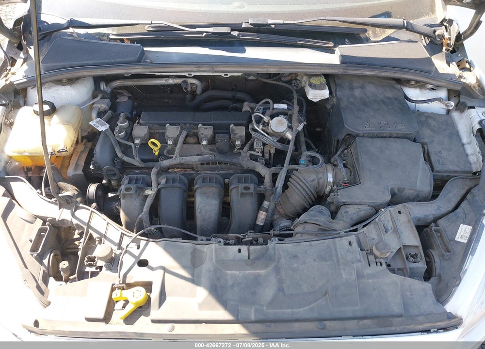 2017 FORD FOCUS VIN: 1FADP3E28HL319820