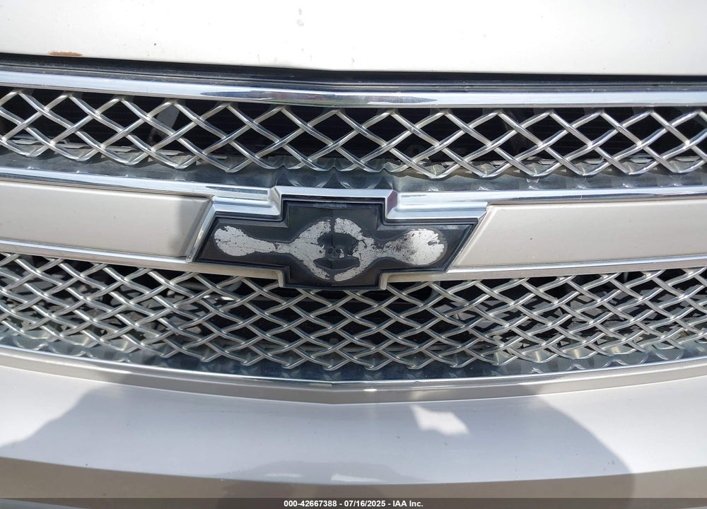 2009 CHEVROLET TAHOE VIN: 1GNFC33009R217272