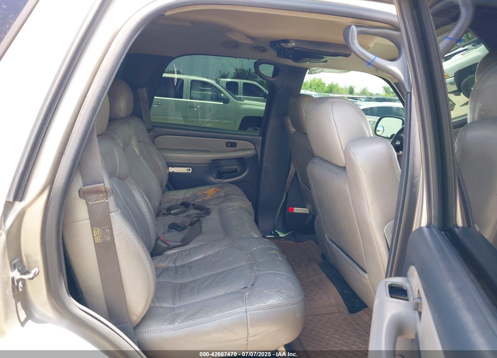 2001 CHEVROLET TAHOE LT VIN: 1GNEC13T61R169193