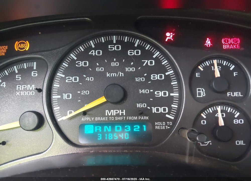 2001 CHEVROLET TAHOE LT VIN: 1GNEC13T61R169193