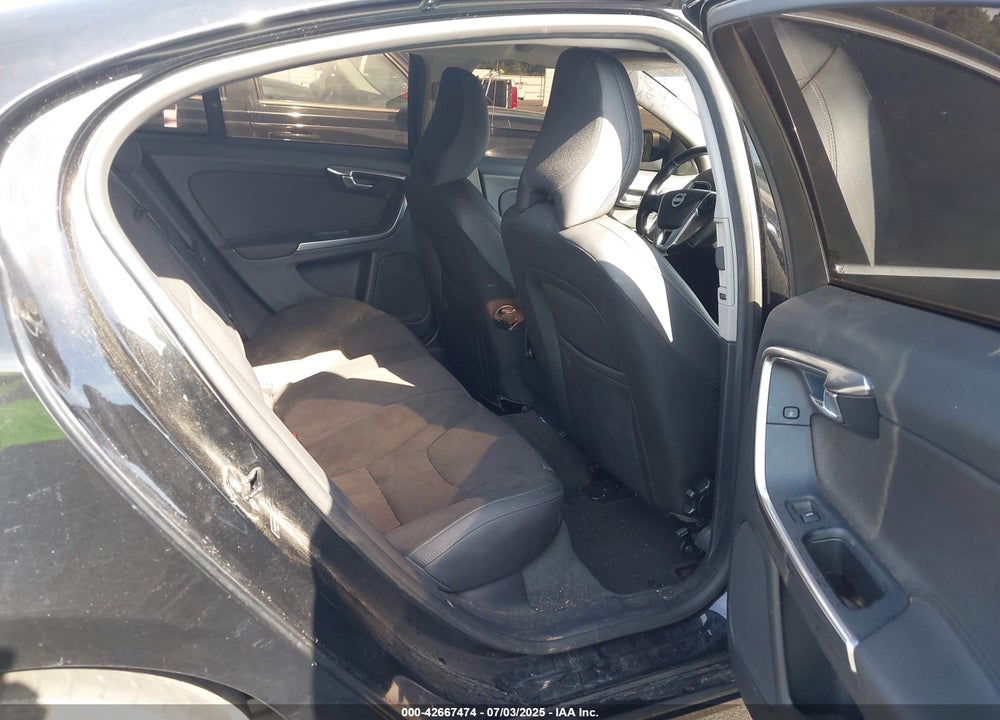 2013 VOLVO S60 VIN: YV1612FS0D1213942