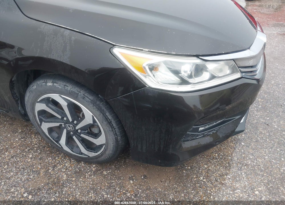 2017 HONDA ACCORD VIN: 1HGCR2F88HA089738