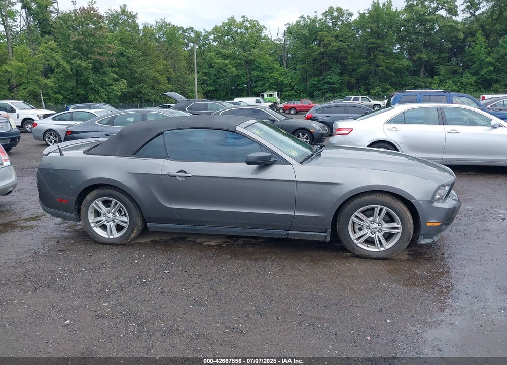 2011 FORD MUSTANG VIN: 1ZVBP8EM2B5142545