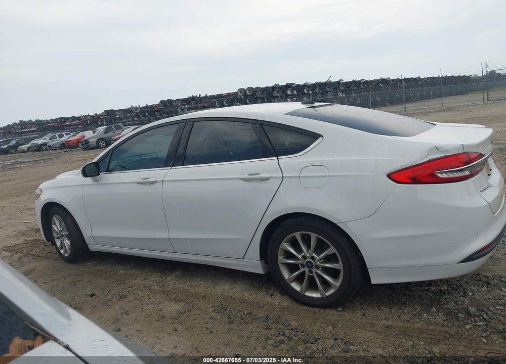 2017 FORD FUSION VIN: 3FA6P0H75HR235468