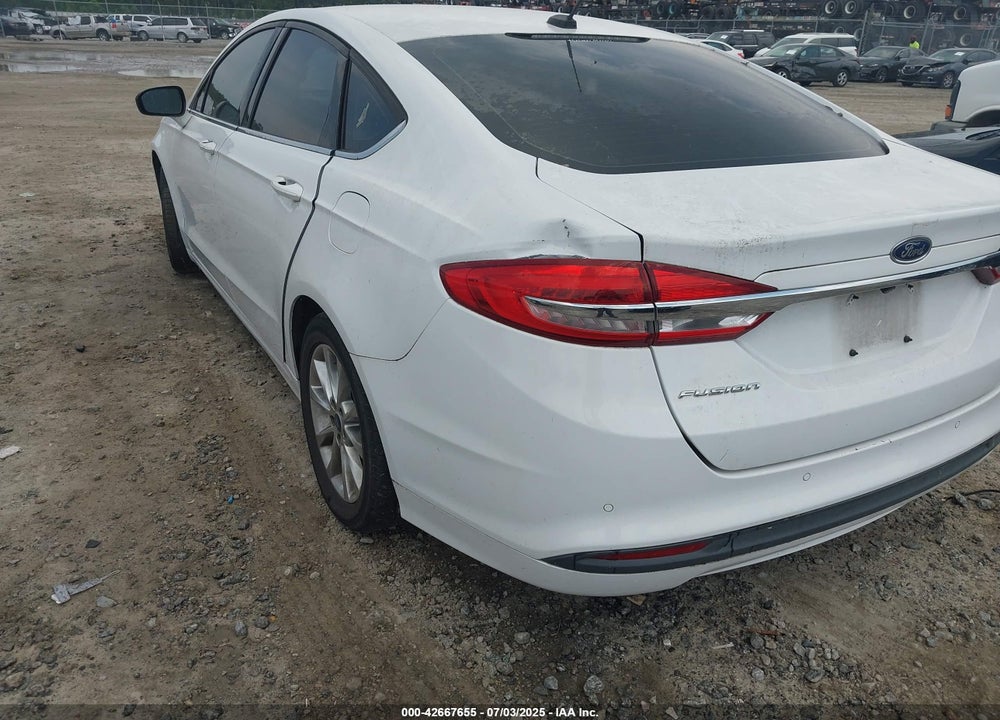 2017 FORD FUSION VIN: 3FA6P0H75HR235468