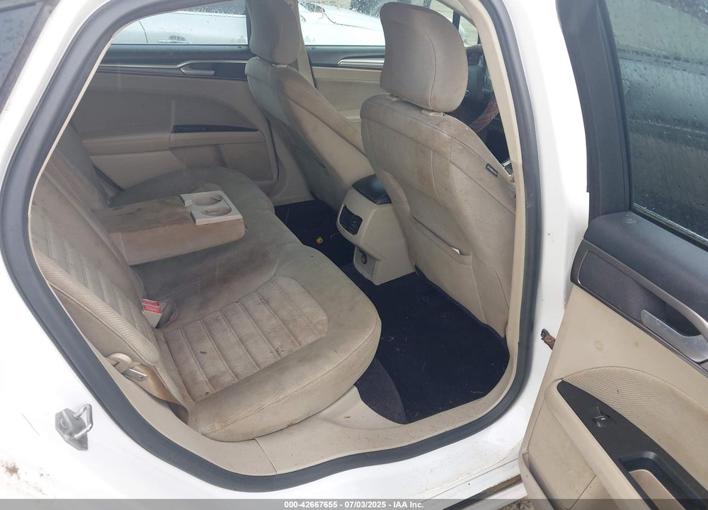 2017 FORD FUSION VIN: 3FA6P0H75HR235468