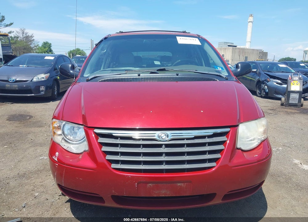2005 CHRYSLER TOWN & COUNTRY TOURING VIN: 2C4GP54L75R447529