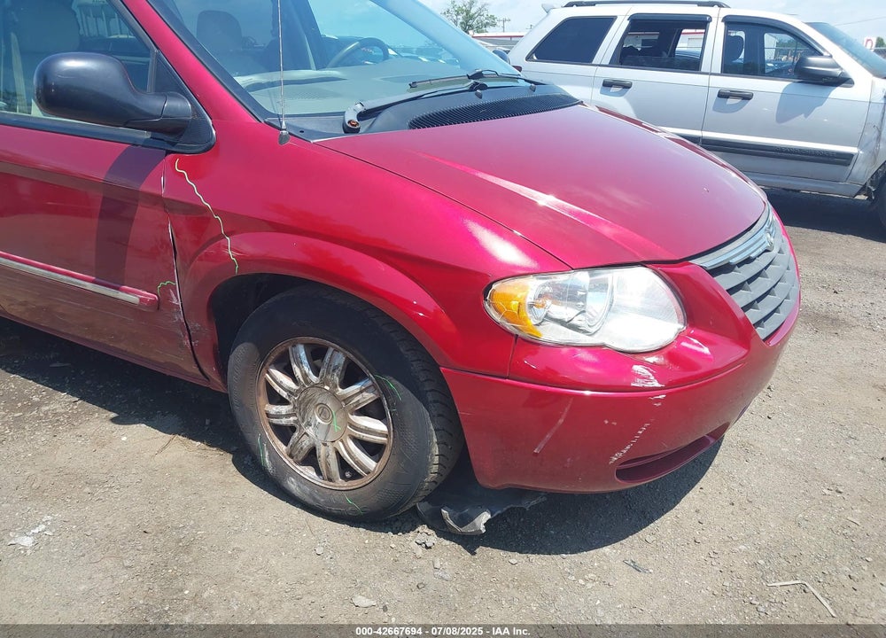 2005 CHRYSLER TOWN & COUNTRY TOURING VIN: 2C4GP54L75R447529