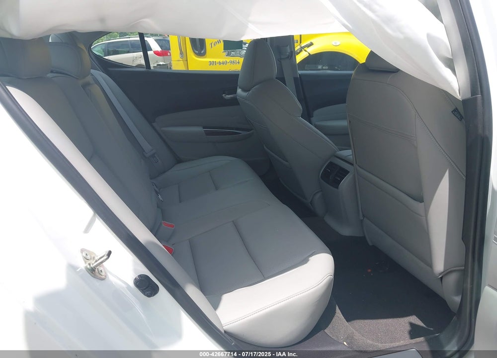 2017 ACURA TLX VIN: 19UUB2F5XHA003330