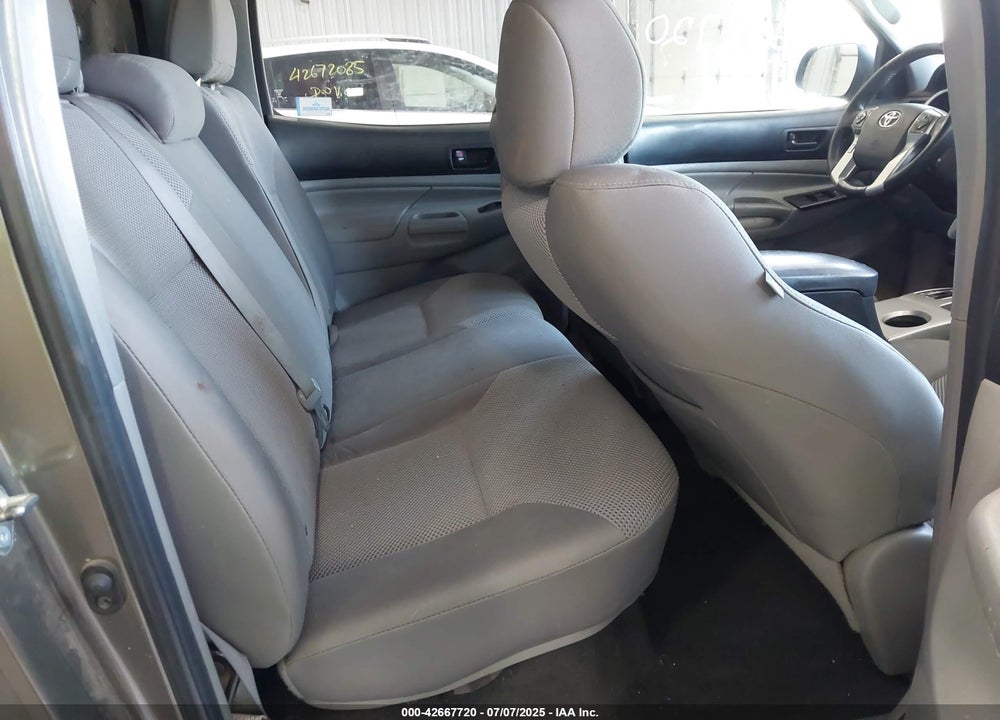 2015 TOYOTA TACOMA VIN: 3TMMU4FN1FM083881