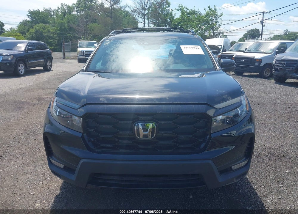 2023 HONDA PASSPORT VIN: 5FNYF8H01PB030270