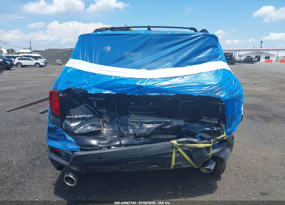 2023 HONDA PASSPORT VIN: 5FNYF8H01PB030270