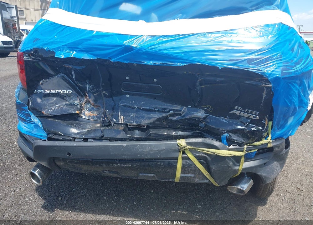 2023 HONDA PASSPORT VIN: 5FNYF8H01PB030270