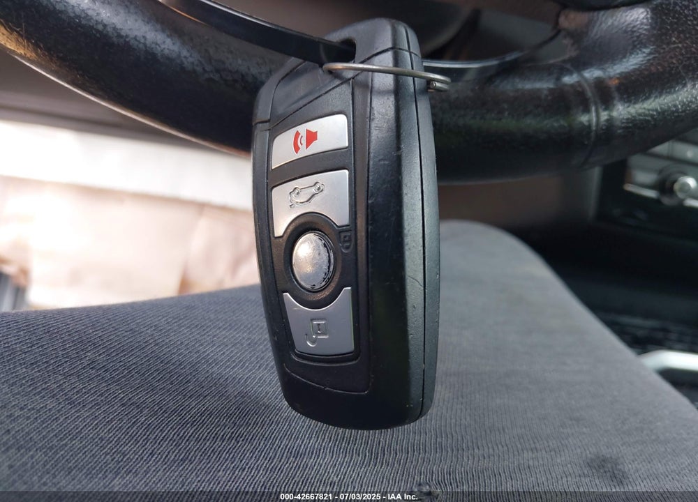 2017 BMW X3 VIN: 5UXWX9C32H0T16526