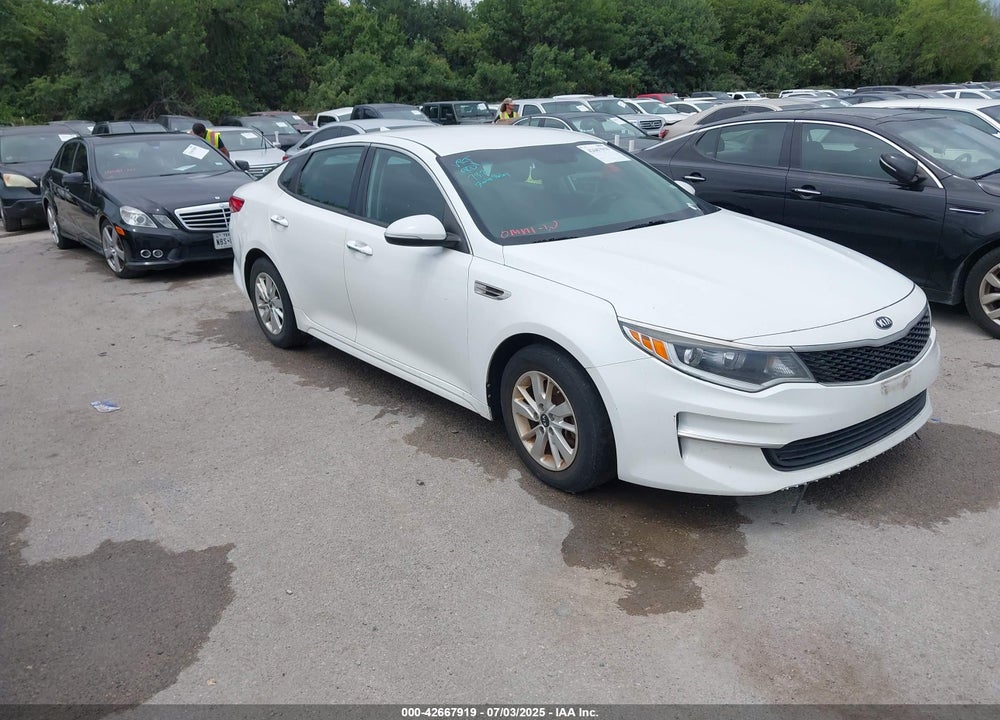 2016 KIA OPTIMA LX VIN: 5XXGT4L3XGG048777
