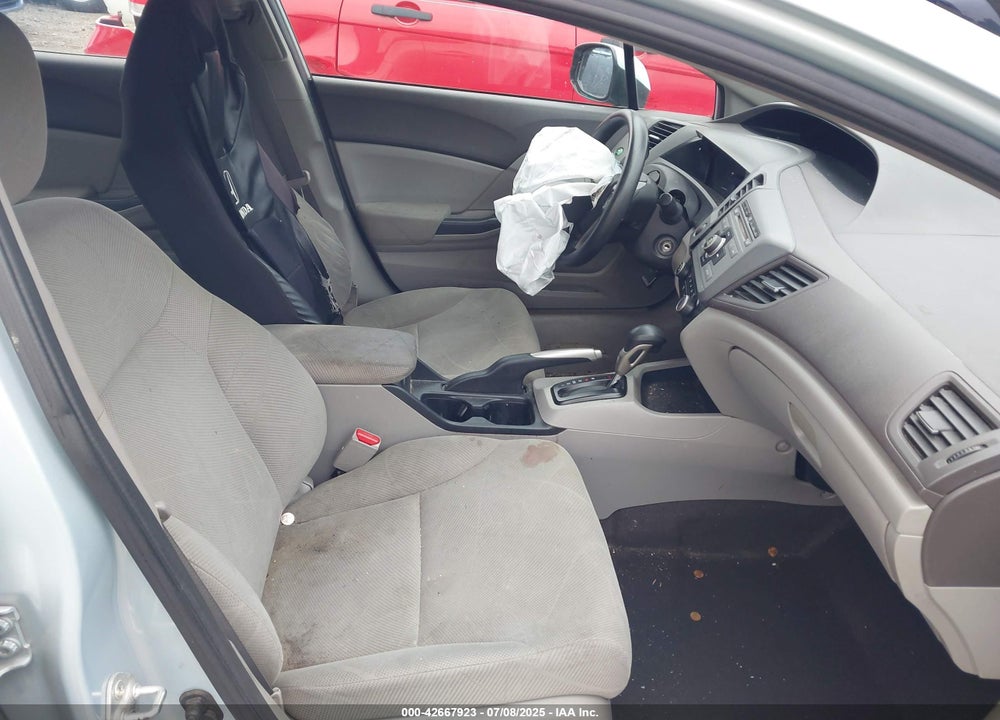 2012 HONDA CIVIC VIN: 2HGFB2F55CH517184