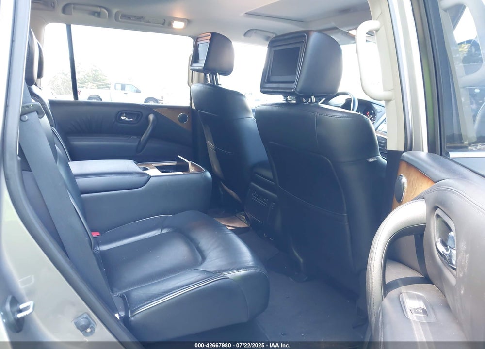 2014 INFINITI QX80 VIN: JN8AZ2NF2E9552822