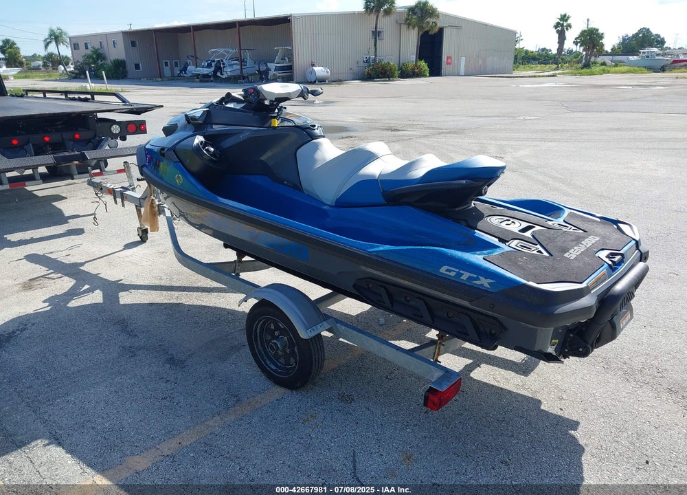 2019 SEADOO GTX 230 LIMITED VIN: YDV10805L819