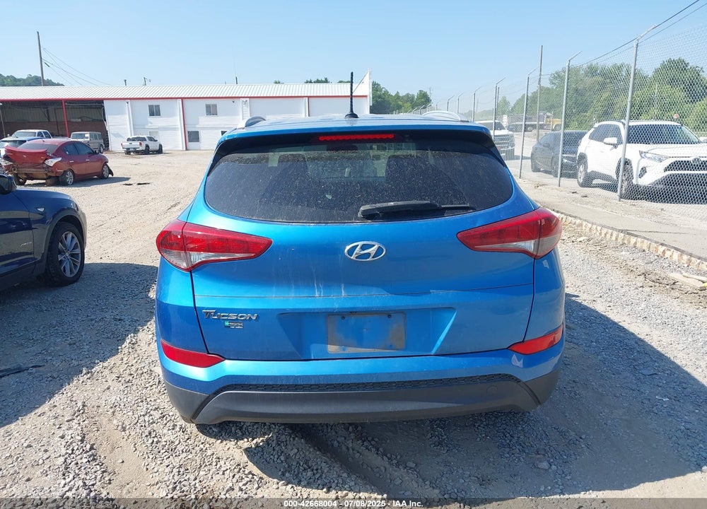2016 HYUNDAI TUCSON VIN: KM8J33A43GU063011