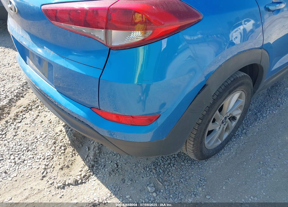 2016 HYUNDAI TUCSON VIN: KM8J33A43GU063011