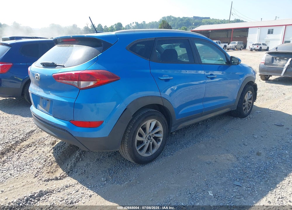 2016 HYUNDAI TUCSON VIN: KM8J33A43GU063011