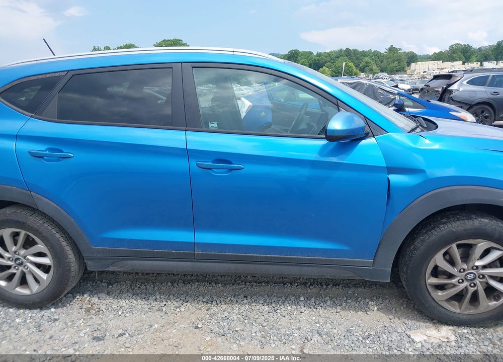 2016 HYUNDAI TUCSON VIN: KM8J33A43GU063011