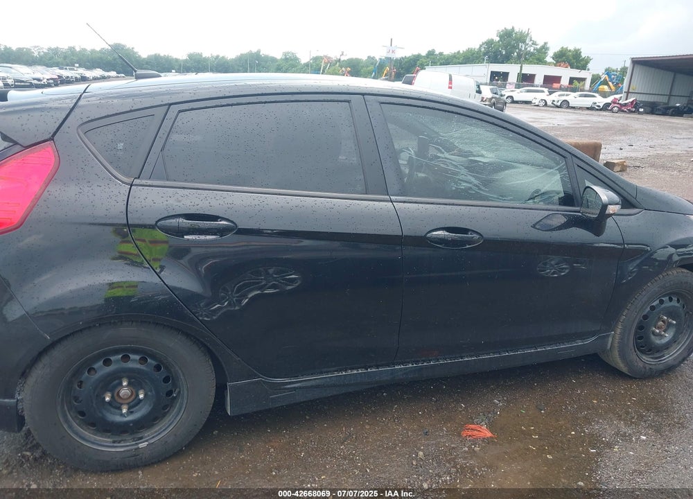 2015 FORD FIESTA VIN: 3FADP4GX9FM110466